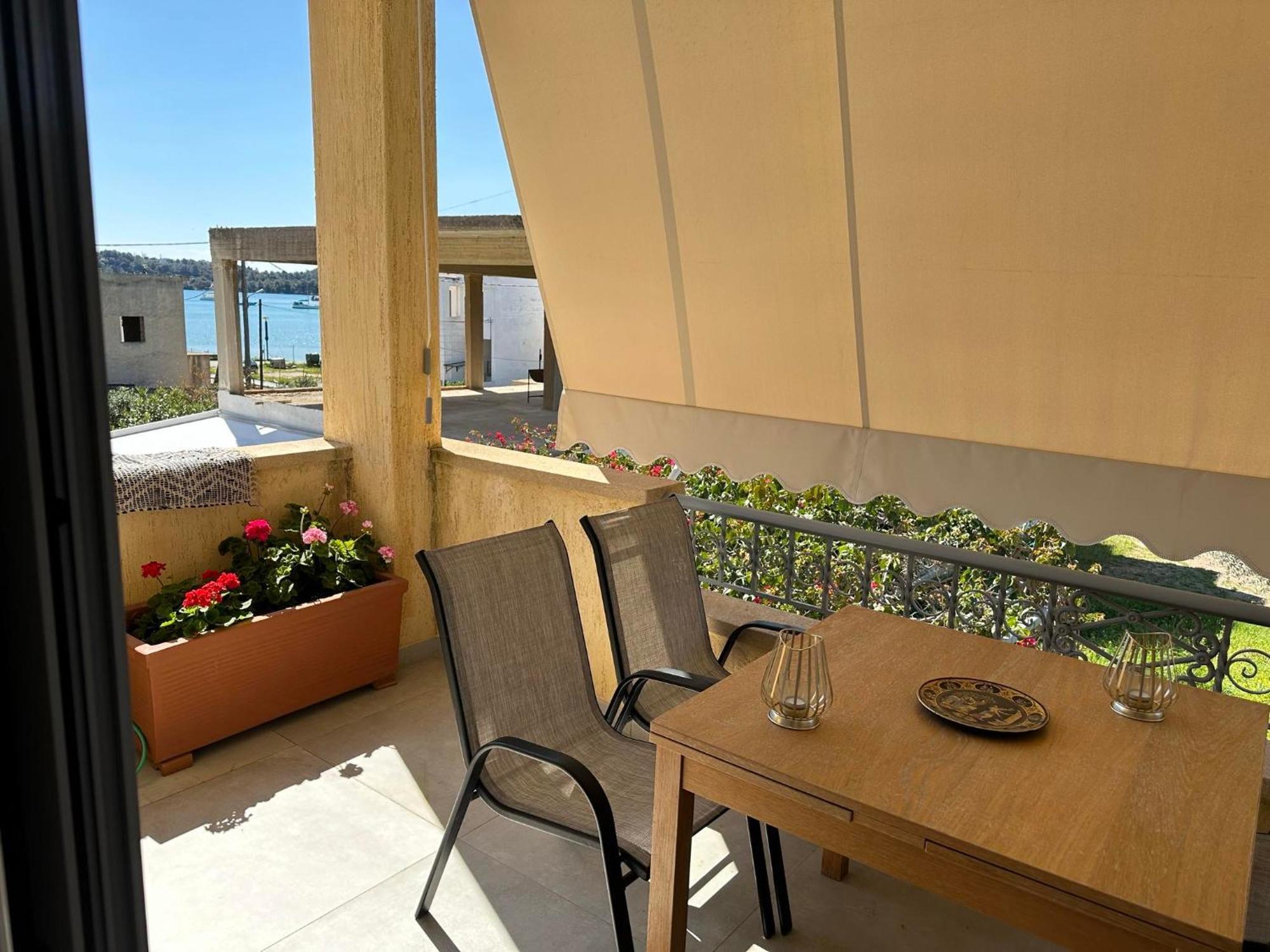 Mimozas Apartment Porto Heli Luaran gambar